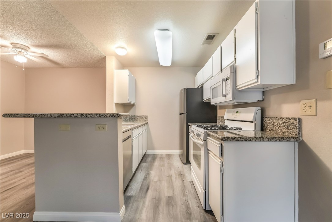 2200 South Fort Apache Road, Unit 2190 Las Vegas, NV 89117 - Photo 18 of 37