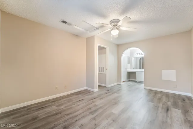 $1,350 | 2200 South Fort Apache Road, Unit 2190, Las Vegas, NV 89117