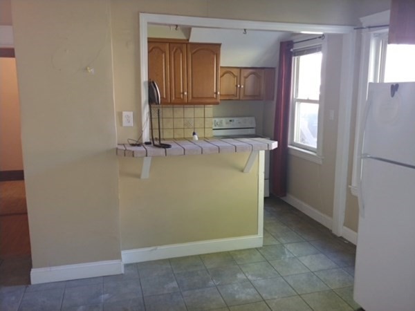 71 Park Terrace Road, Unit 1 Worcester, MA 01604 - Photo 8 of 9 Gallery Image 8