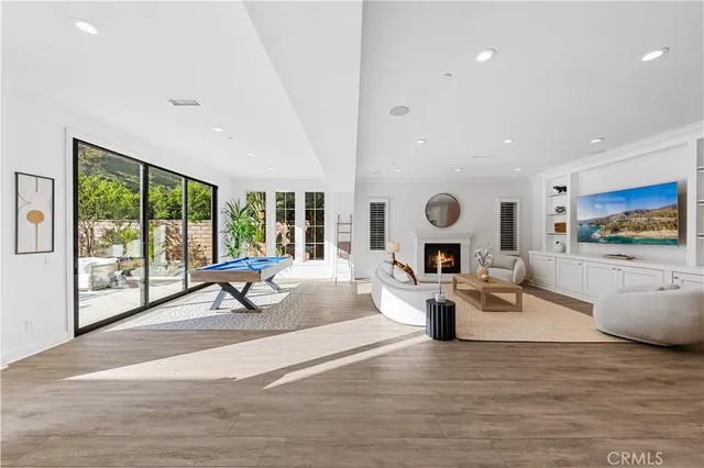 $5,498,000 | 111 Great Oak, Irvine, CA 92602