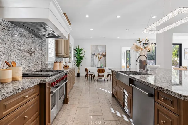 $5,498,000 | 111 Great Oak, Irvine, CA 92602