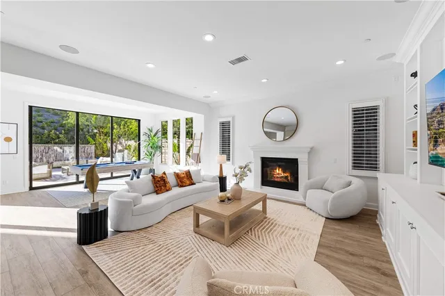 $5,498,000 | 111 Great Oak, Irvine, CA 92602