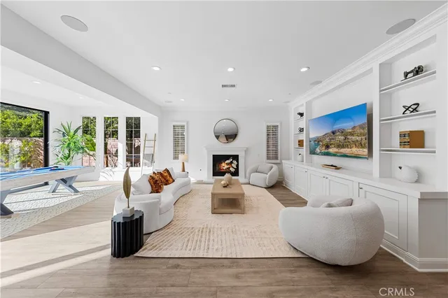 $5,498,000 | 111 Great Oak, Irvine, CA 92602