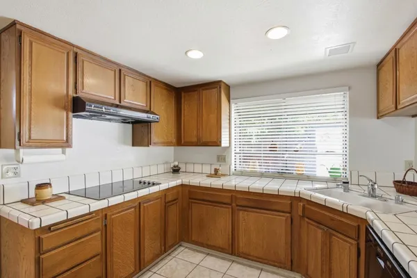 $1,899,000 | 2836 Broken Oak Court, San Jose, CA 95148