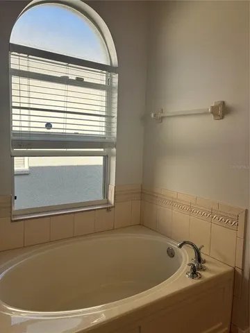 $2,600 | 31318 Heatherstone Drive, Wesley Chapel, FL 33543