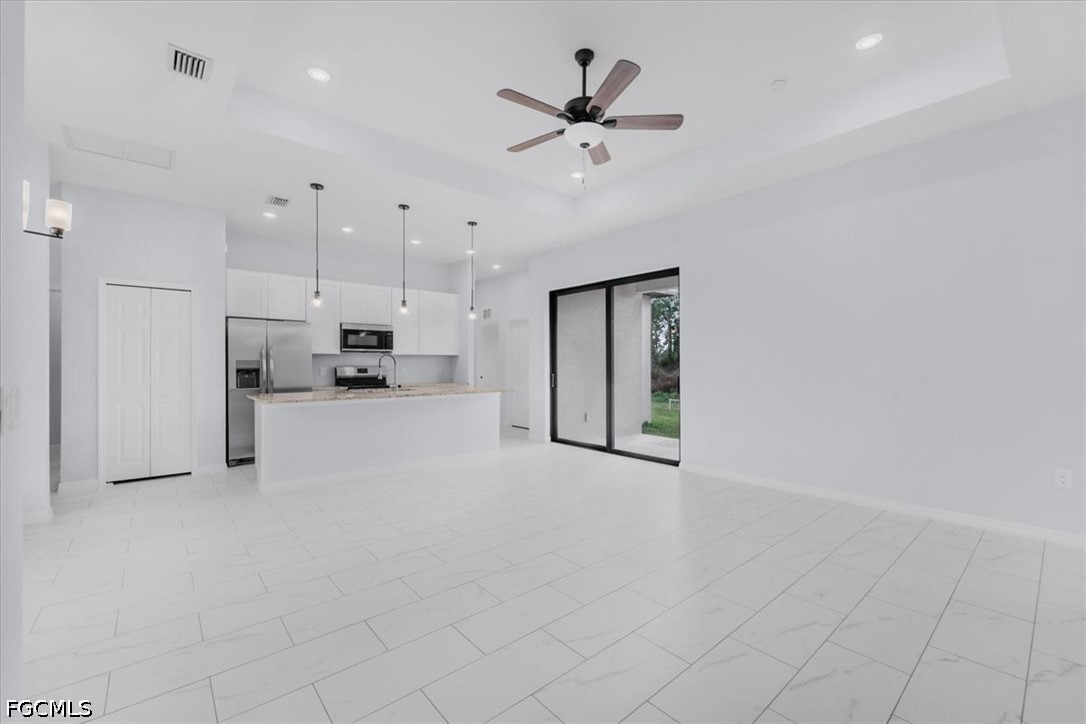 754 Genoa Avenue South Lehigh Acres, FL 33974 - Photo 2 of 34