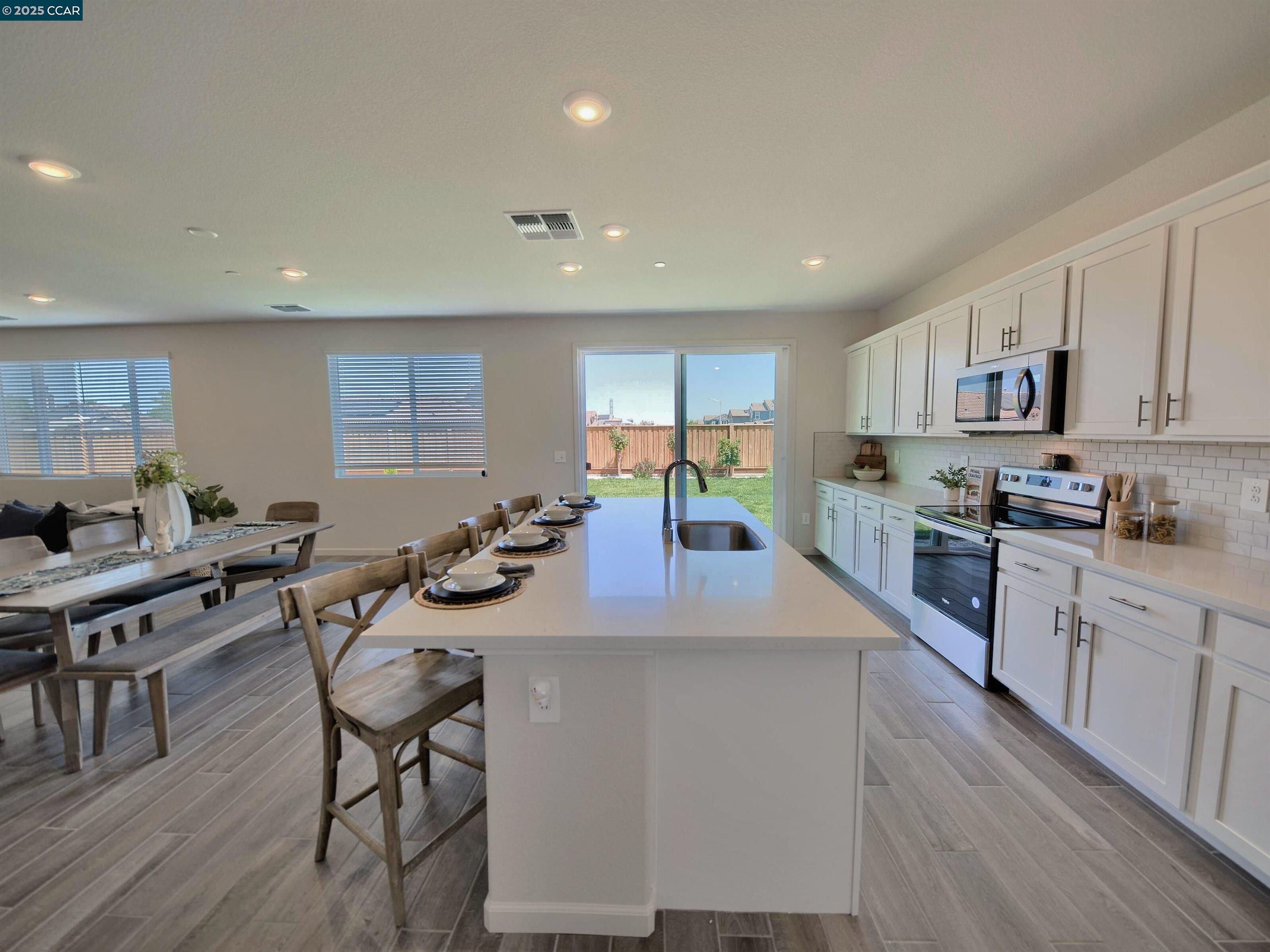 5445 Oneida Way Antioch, CA 94531 - Photo 17 of 59