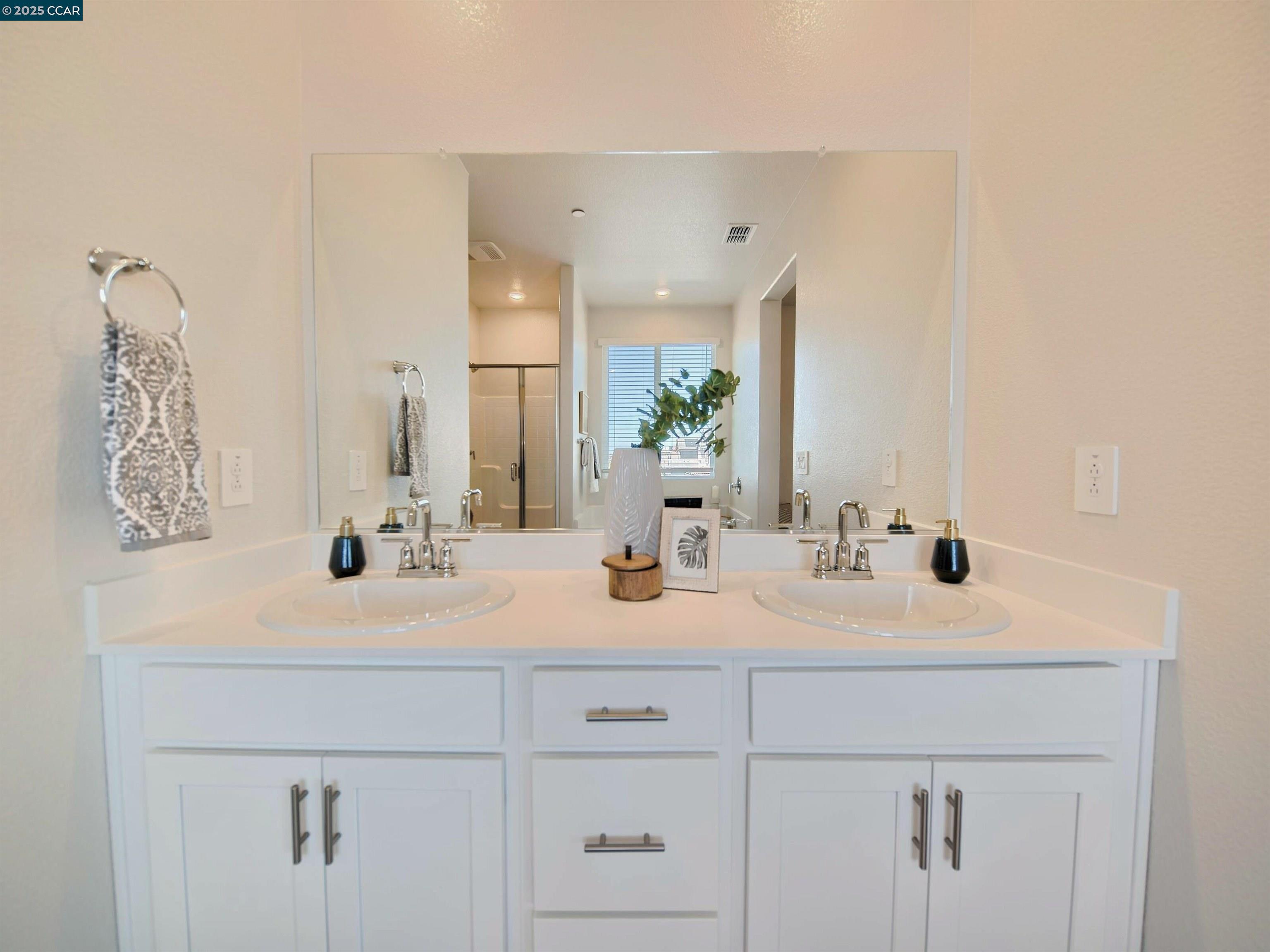 5445 Oneida Way Antioch, CA 94531 - Photo 36 of 59