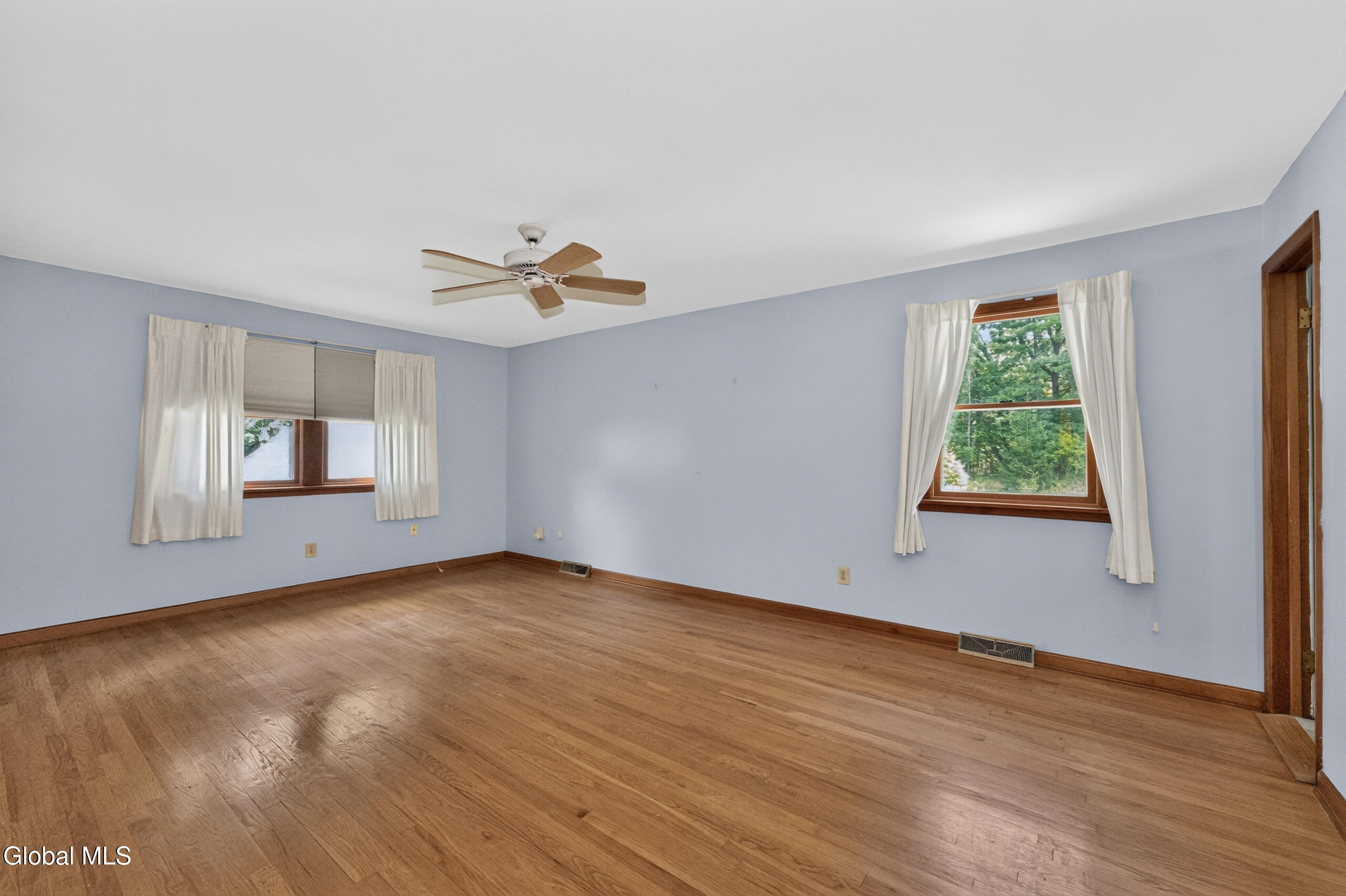 25 Tice Road Guilderland, NY 12203 - Photo 20 of 55 5 Master 1