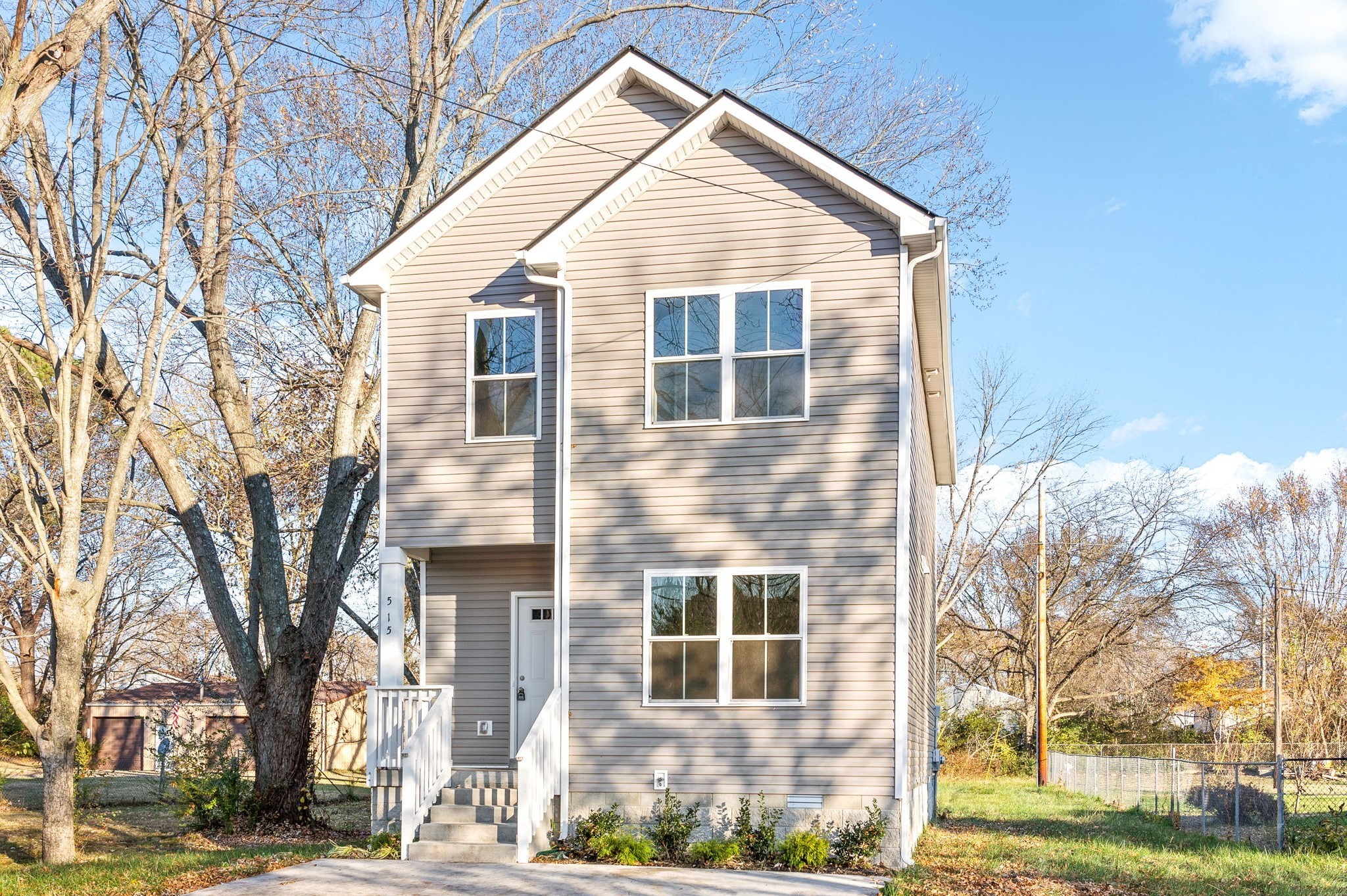 515 Needmore Road Clarksville, TN 37040 - Photo 2 of 27