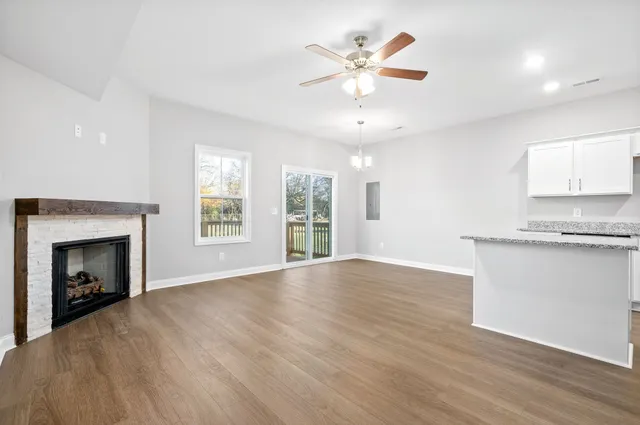 $1,995 | 515 Needmore Road, Clarksville, TN 37040