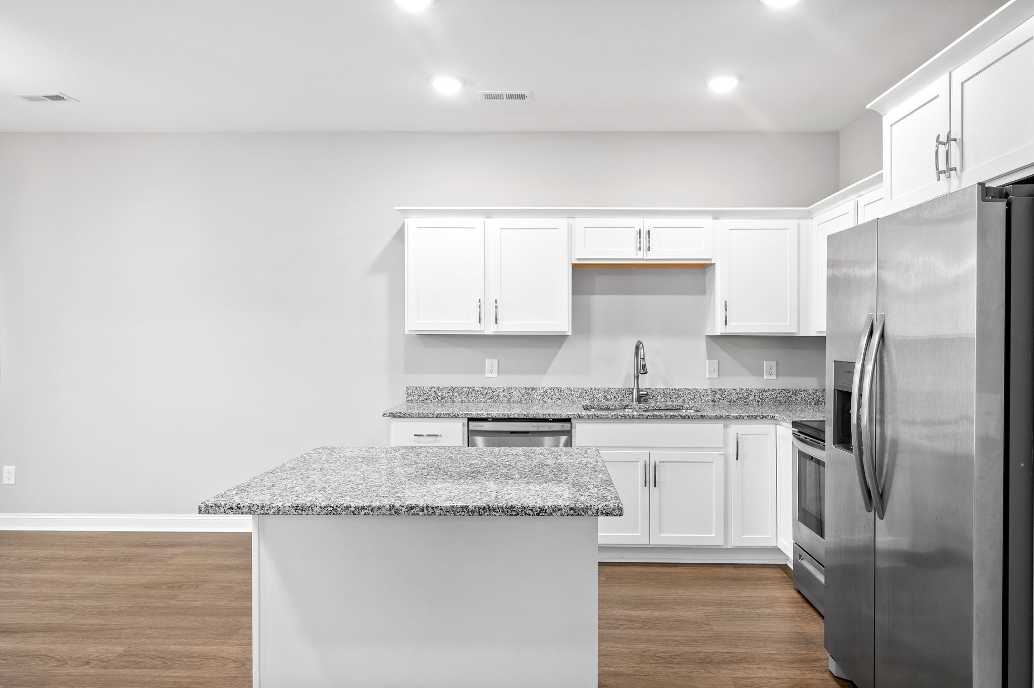 515 Needmore Road Clarksville, TN 37040 - Photo 8 of 27