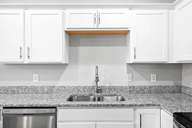 $1,995 | 515 Needmore Road, Clarksville, TN 37040