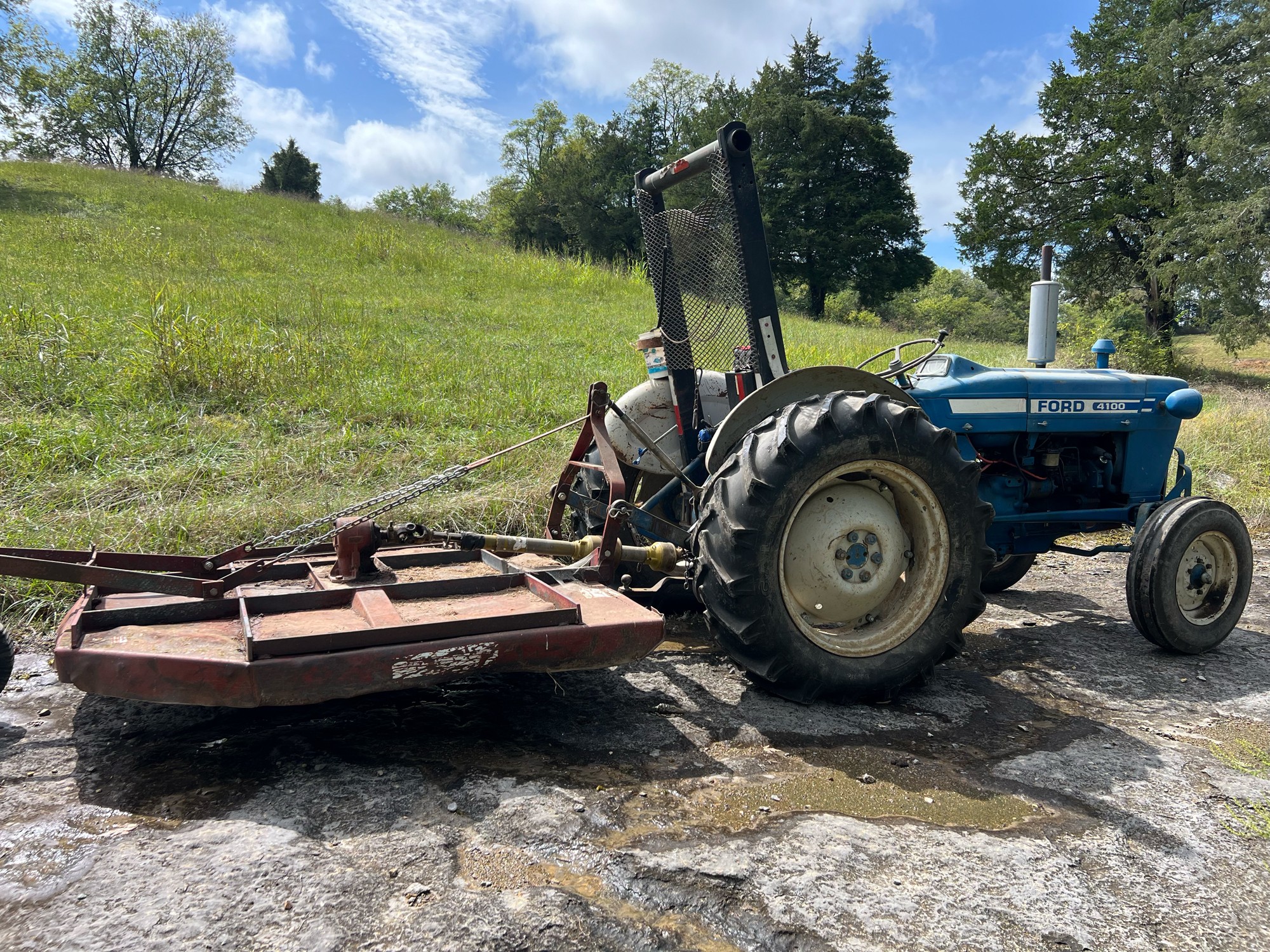 636 Old Alexandria Road Watertown, TN 37184 - Photo 7 of 8 a view of a yard with furniture and a lake view