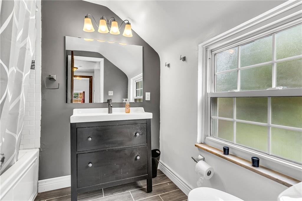 6424 Verona Road Verona, PA 15147 - Photo 19 of 29 Gallery Image 19