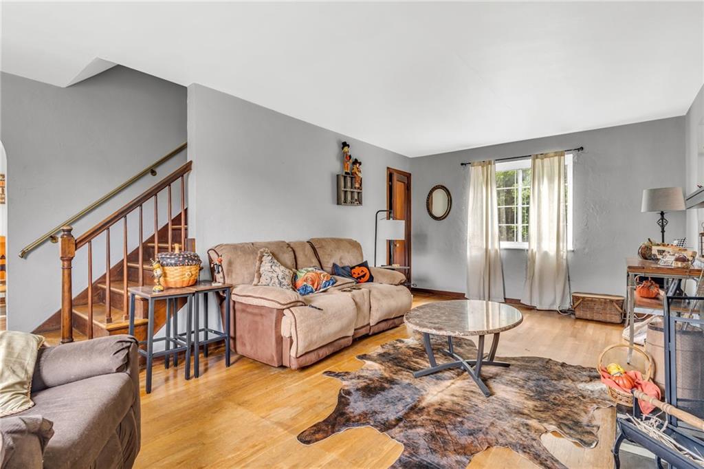 6424 Verona Road Verona, PA 15147 - Photo 4 of 29 Gallery Image 4