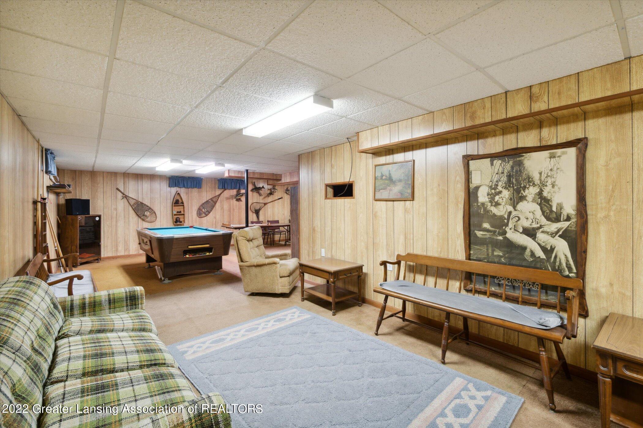 6314 Hilliard Road Lansing, MI 48911 - Photo 29 of 40 30-6314-Hilliard-Rd-Lansing-MI-48911-Win