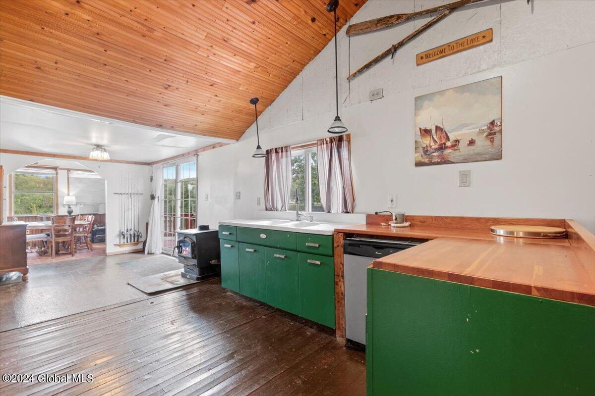 547 Sullivan Way Jackson, NY 12816 - Photo 12 of 37 15-HMS_2517