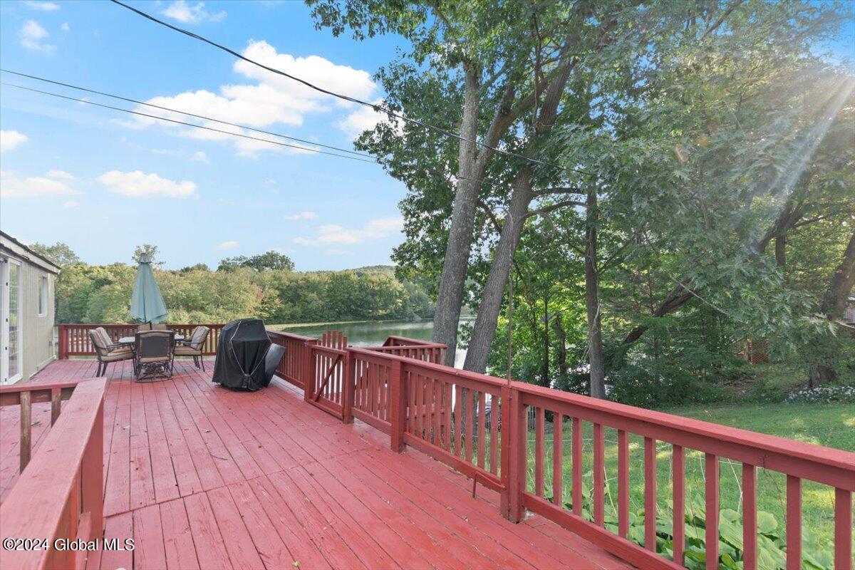 547 Sullivan Way Jackson, NY 12816 - Photo 7 of 37 28-HMS_2592