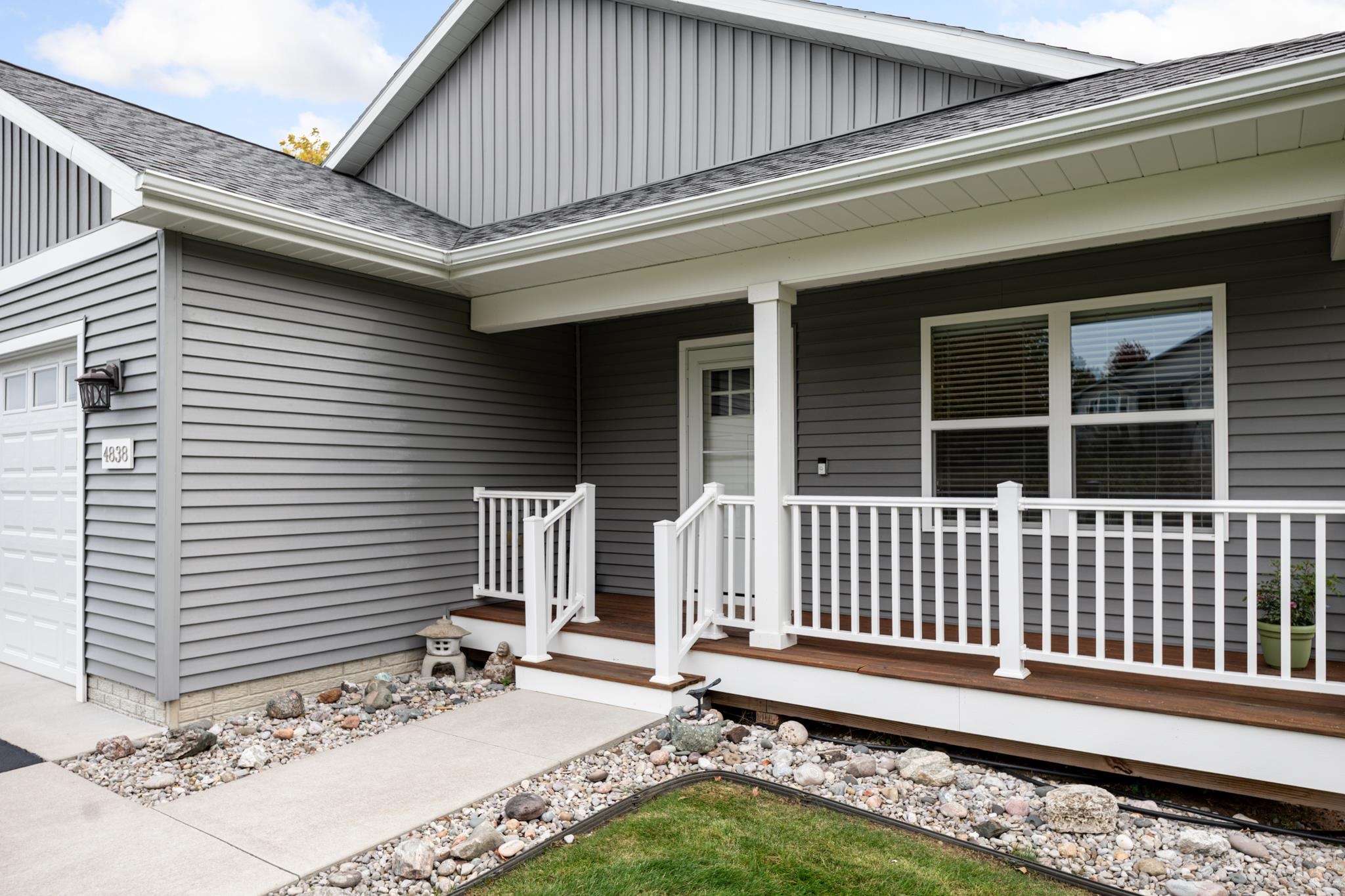 4838 Bartlett Road Williamsburg, MI 49690 - Photo 5 of 95