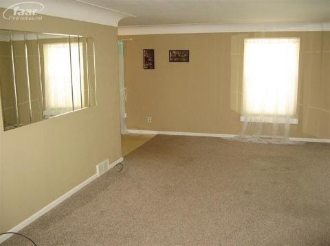 7168 Jordan Road Grand Blanc, MI 48439 - Photo 5 of 27 20256974-4.JPG
