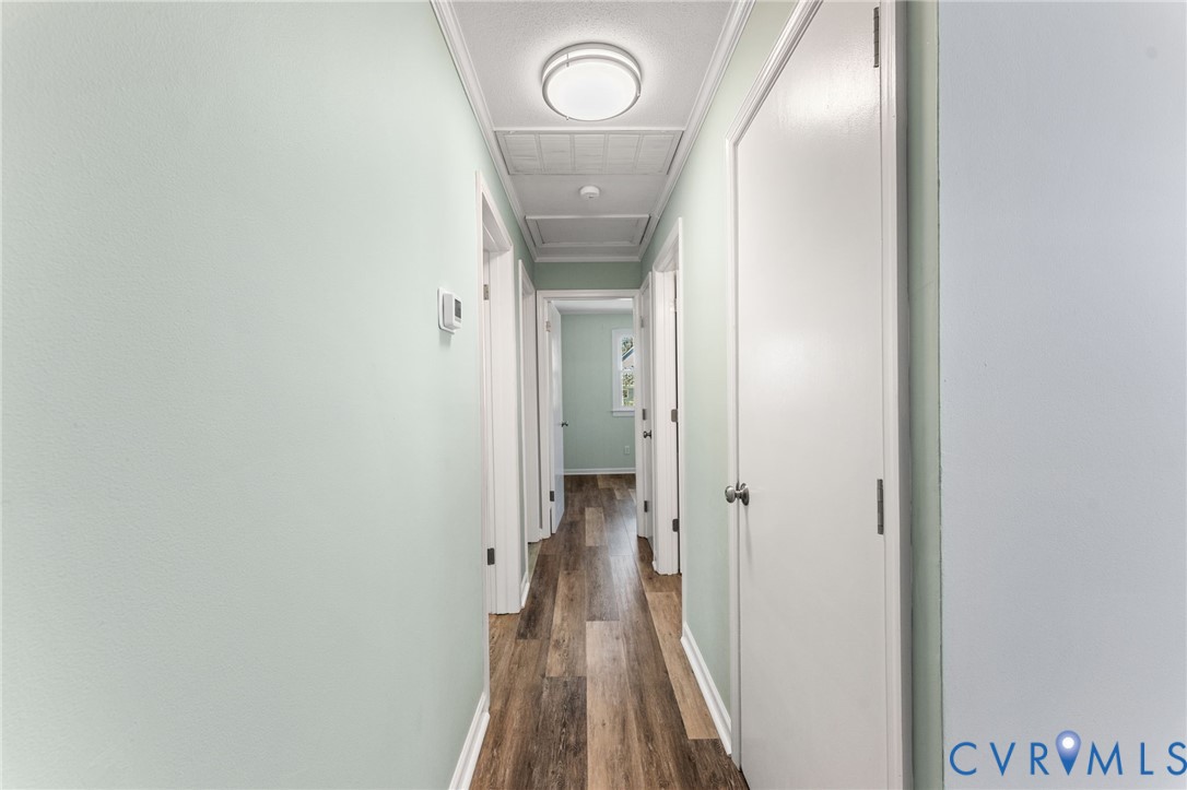 1218 Cheaneys Bridge Road Dunnsville, VA 22454 - Photo 9 of 27 Hallway