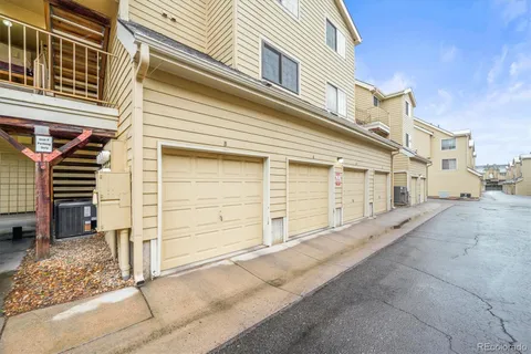 $339,900 | 970 South Dahlia Street, Unit B, Denver, CO 80246
