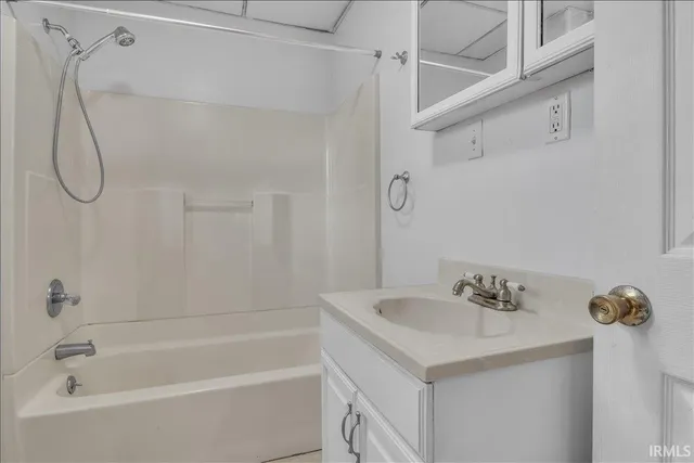 $99,000 | 331 East Grant Street, Mount Vernon, IN 47620