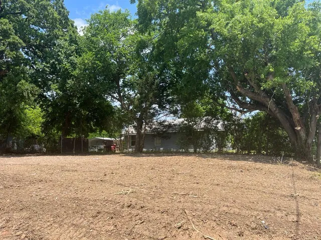 $80,000 | 125 South Center Street, Bonham, TX 75418