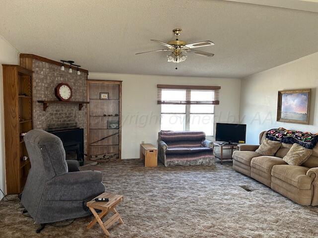 109 Lark Fritch, TX 79036 - Photo 9 of 23 IMG_3273