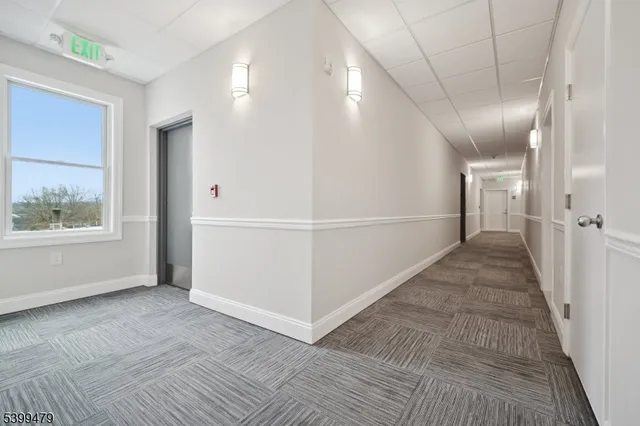 $4,750 | 246 Main Street, Unit 202, Chatham, NJ 07928