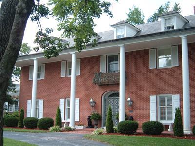 1463 South Virginia Avenue Springfield, MO 65807 - Photo 1 of 1 Primary Photo