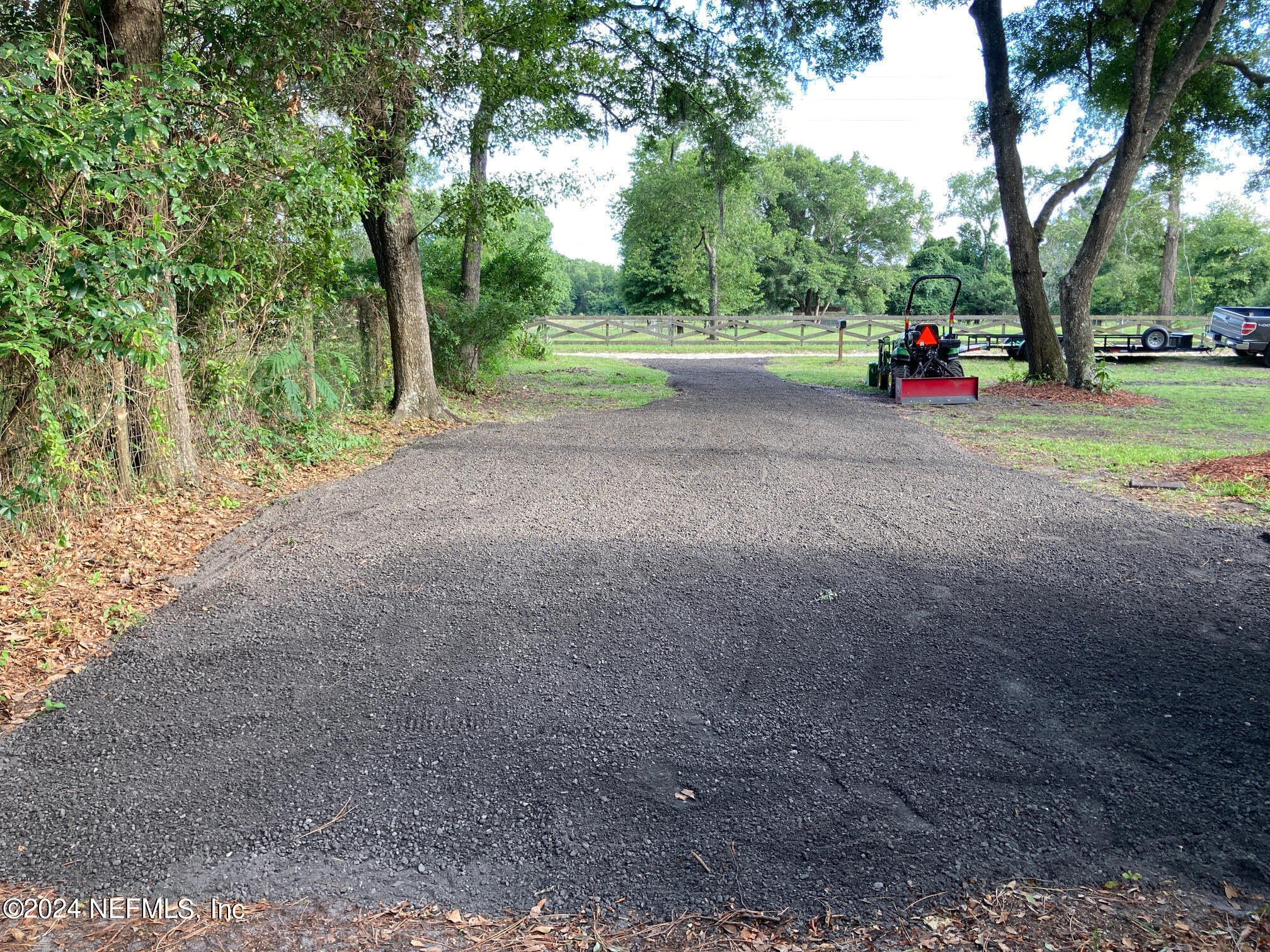 5078 Pinon Road Keystone Heights, FL 32656 - Photo 13 of 22 Driveway