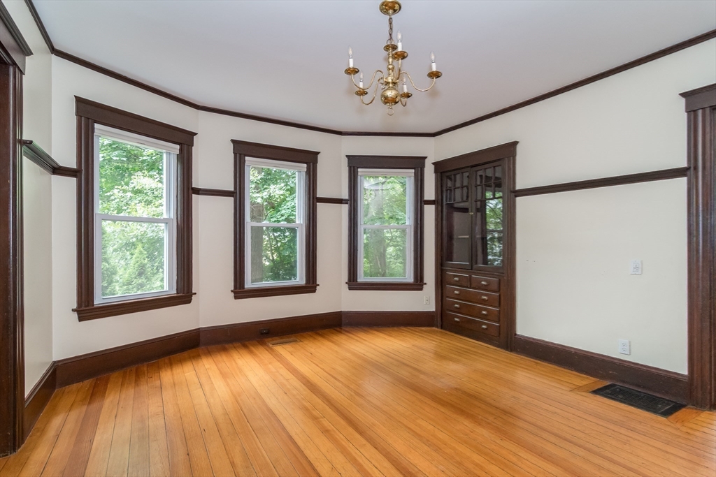 71 Curve Street, Unit 71 Wellesley, MA 02482 - Photo 14 of 31