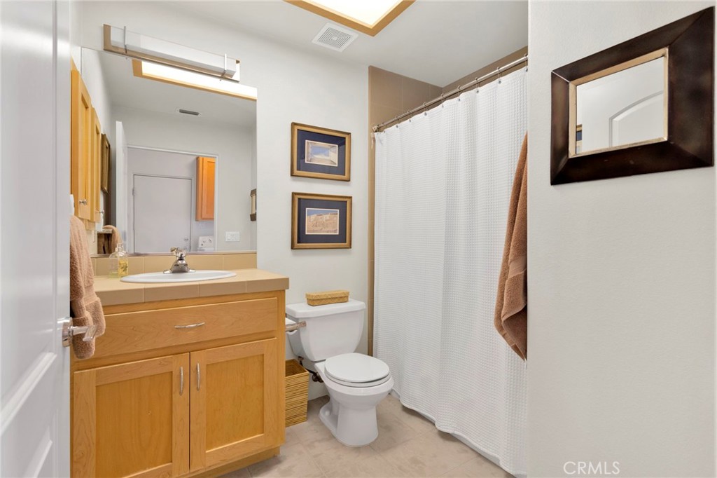 7031 Joshua Road Oak Hills, CA 92344 - Photo 25 of 77