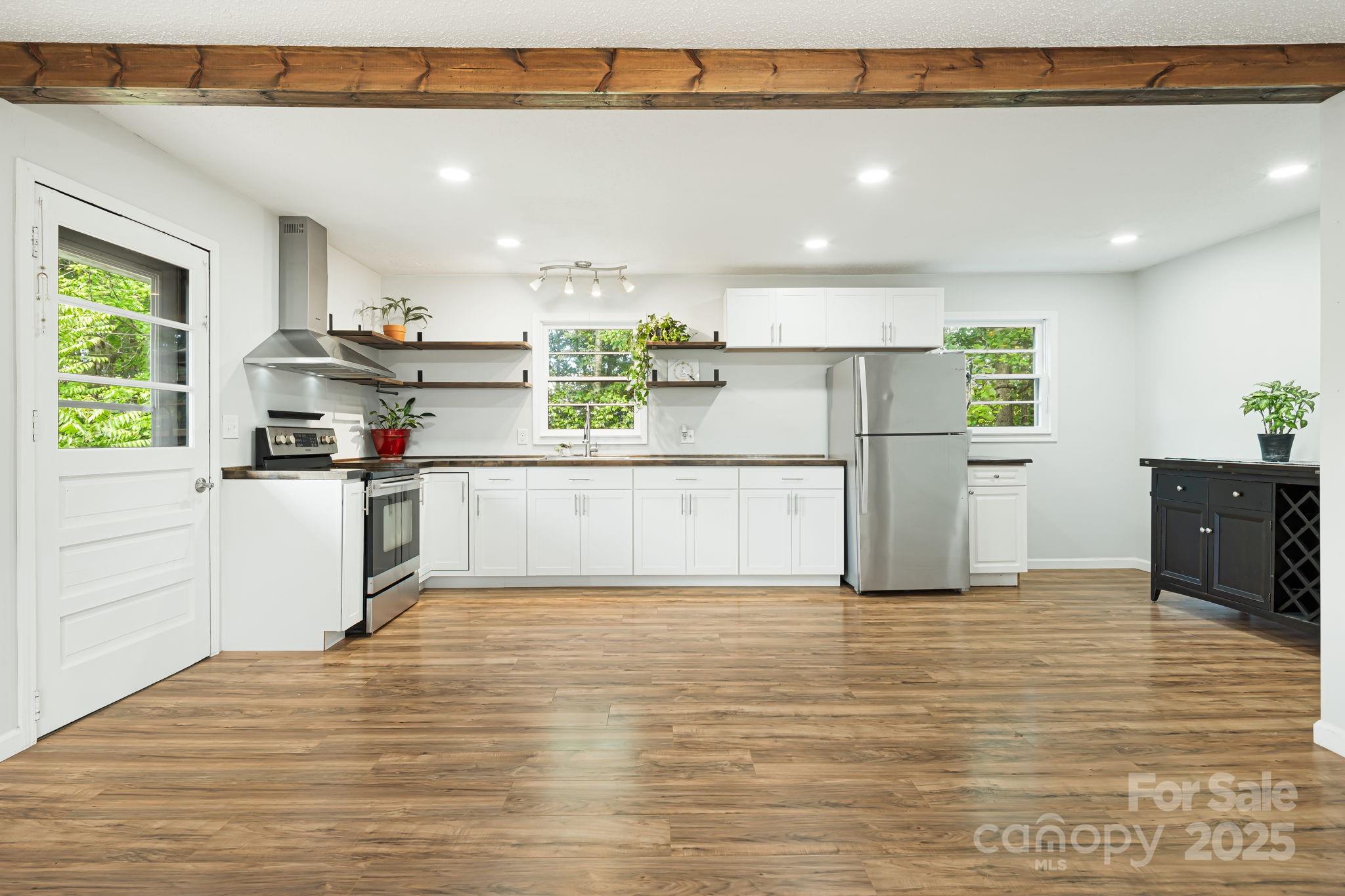 510 Reservoir Road Marion, NC 28752 - Photo 12 of 45