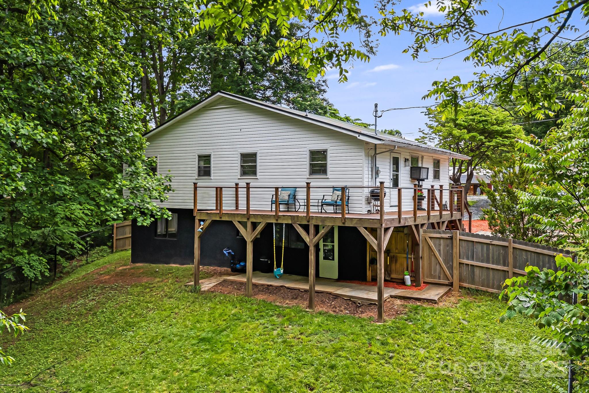 510 Reservoir Road Marion, NC 28752 - Photo 42 of 45