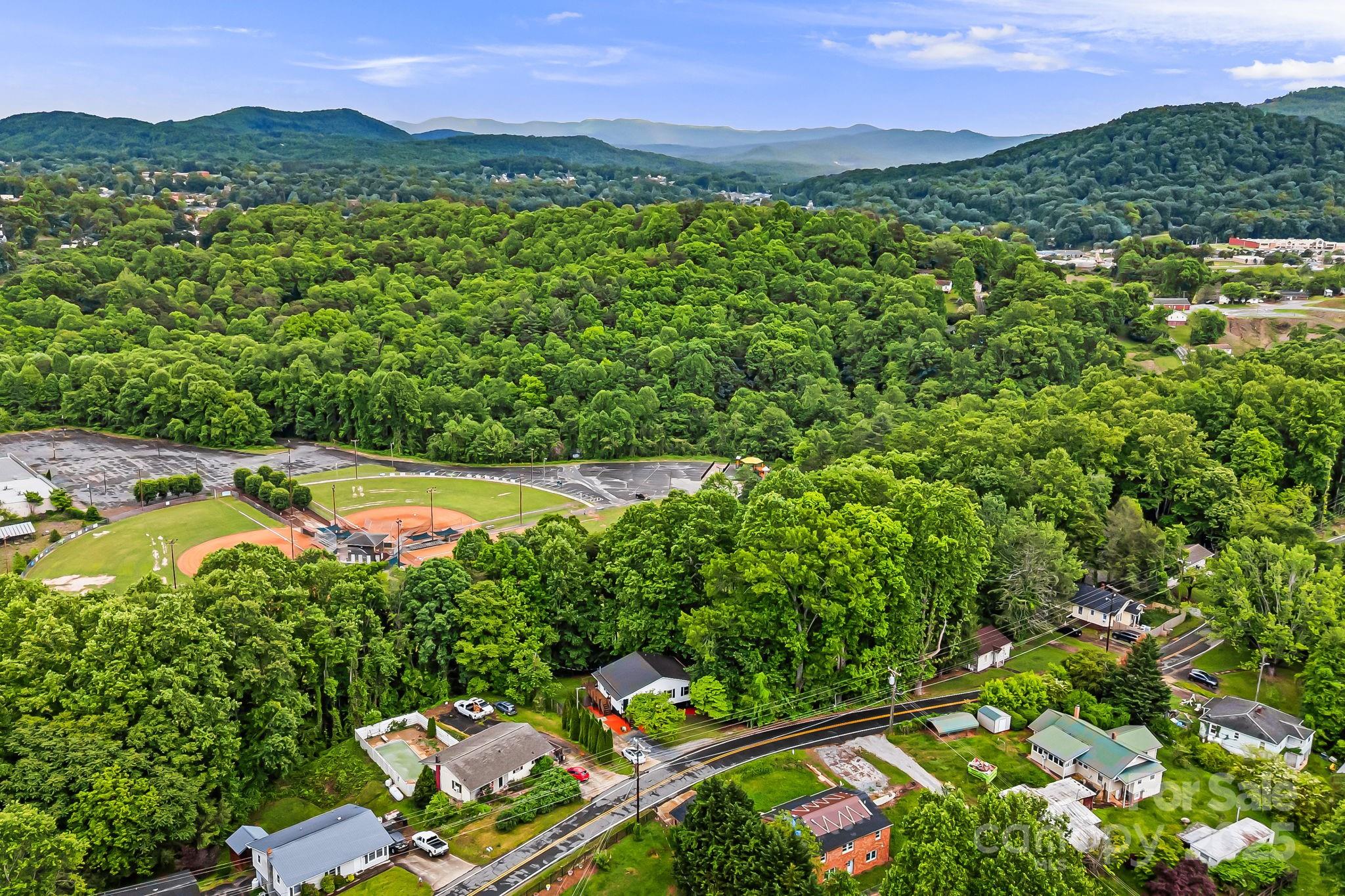 510 Reservoir Road Marion, NC 28752 - Photo 43 of 45