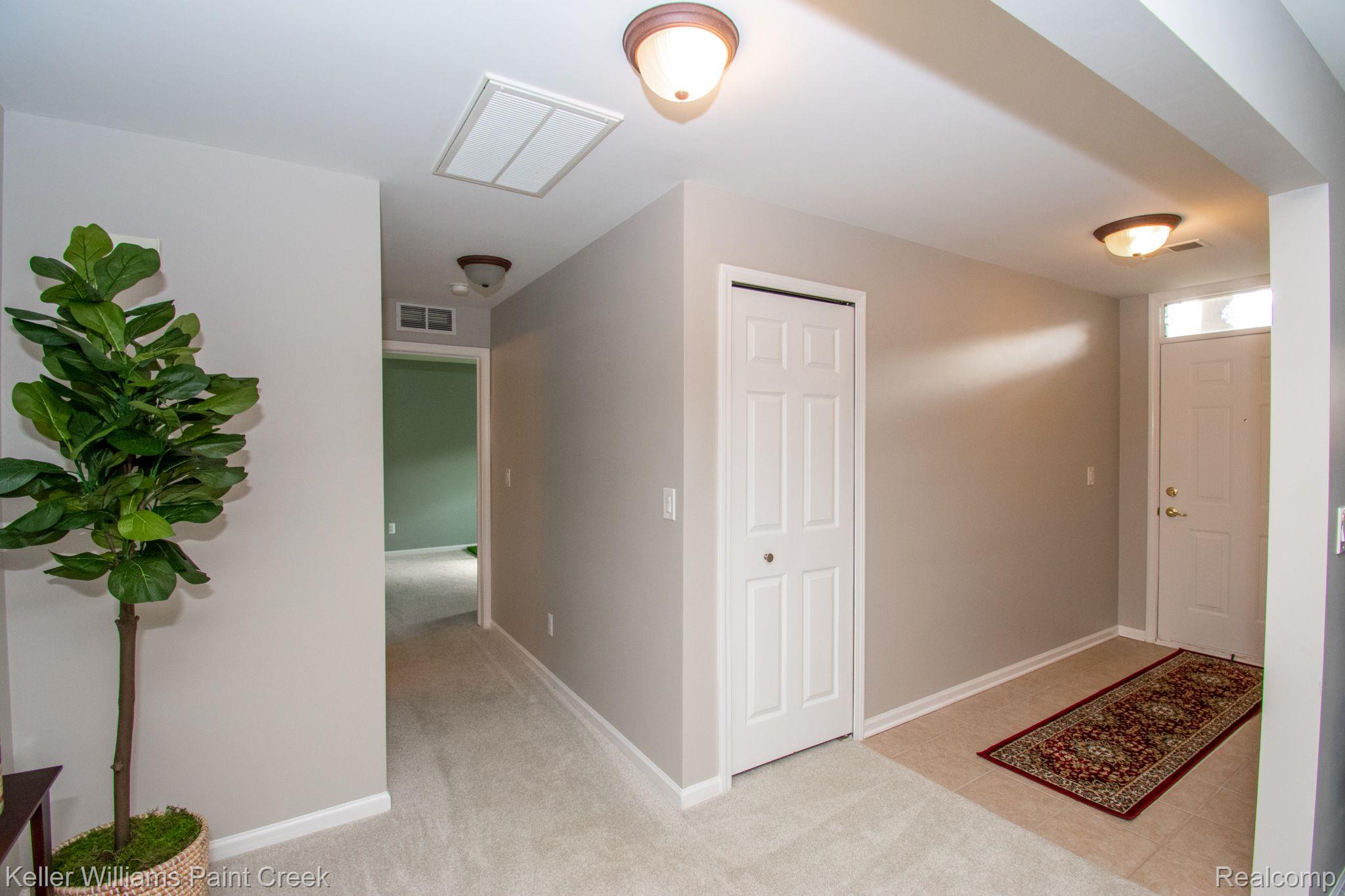 3442 Tremonte Circle Rochester, MI 48306 - Photo 4 of 17 Gallery Image 4
