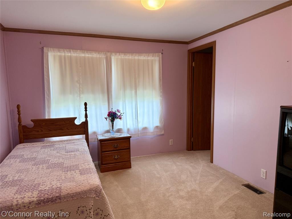 3333 Ravenswood Road, Unit 61 Marysville, MI 48040 - Photo 11 of 18
