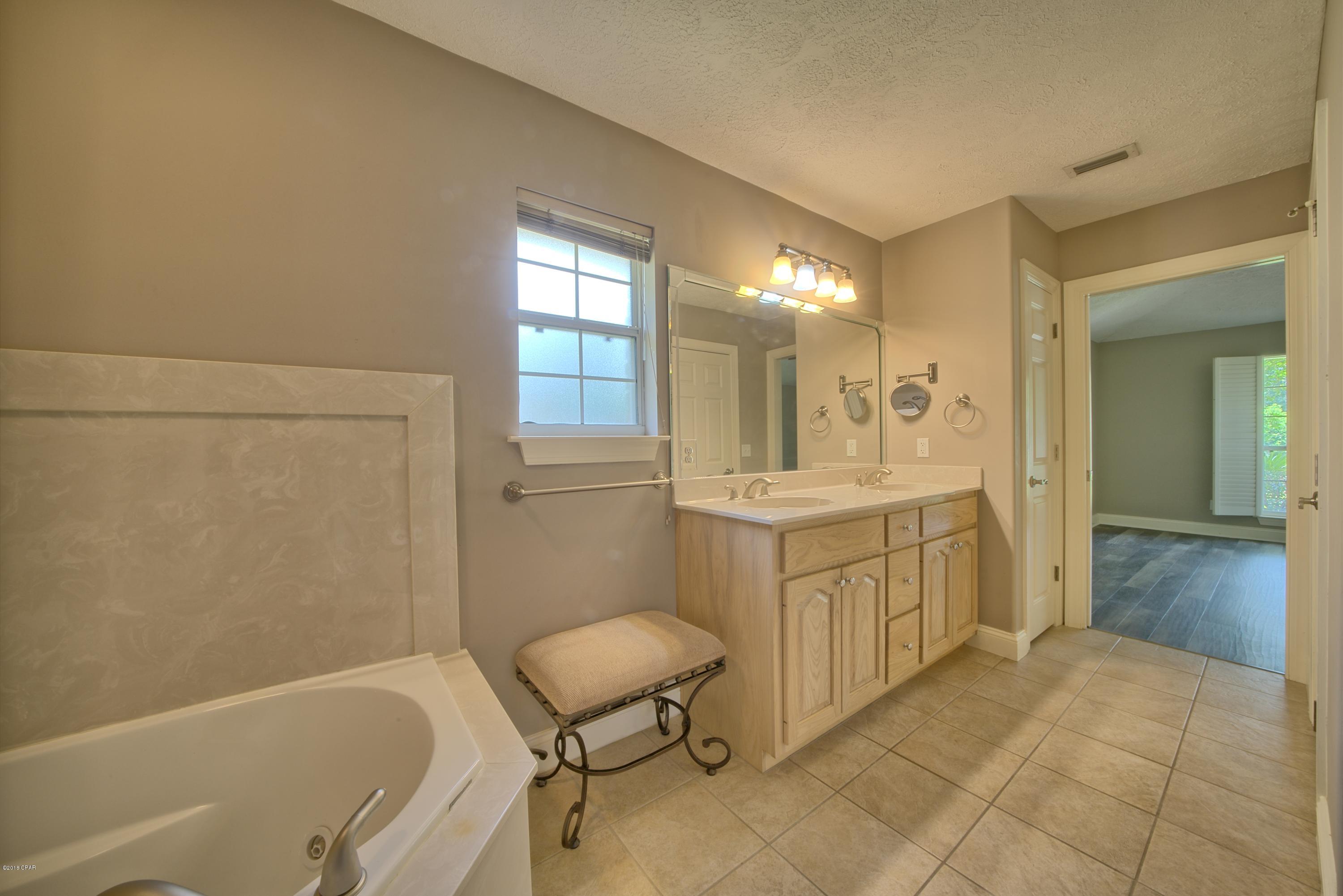 1244 Huntington Ridge Road Lynn Haven, FL 32444 - Photo 28 of 45 Gallery Image 28