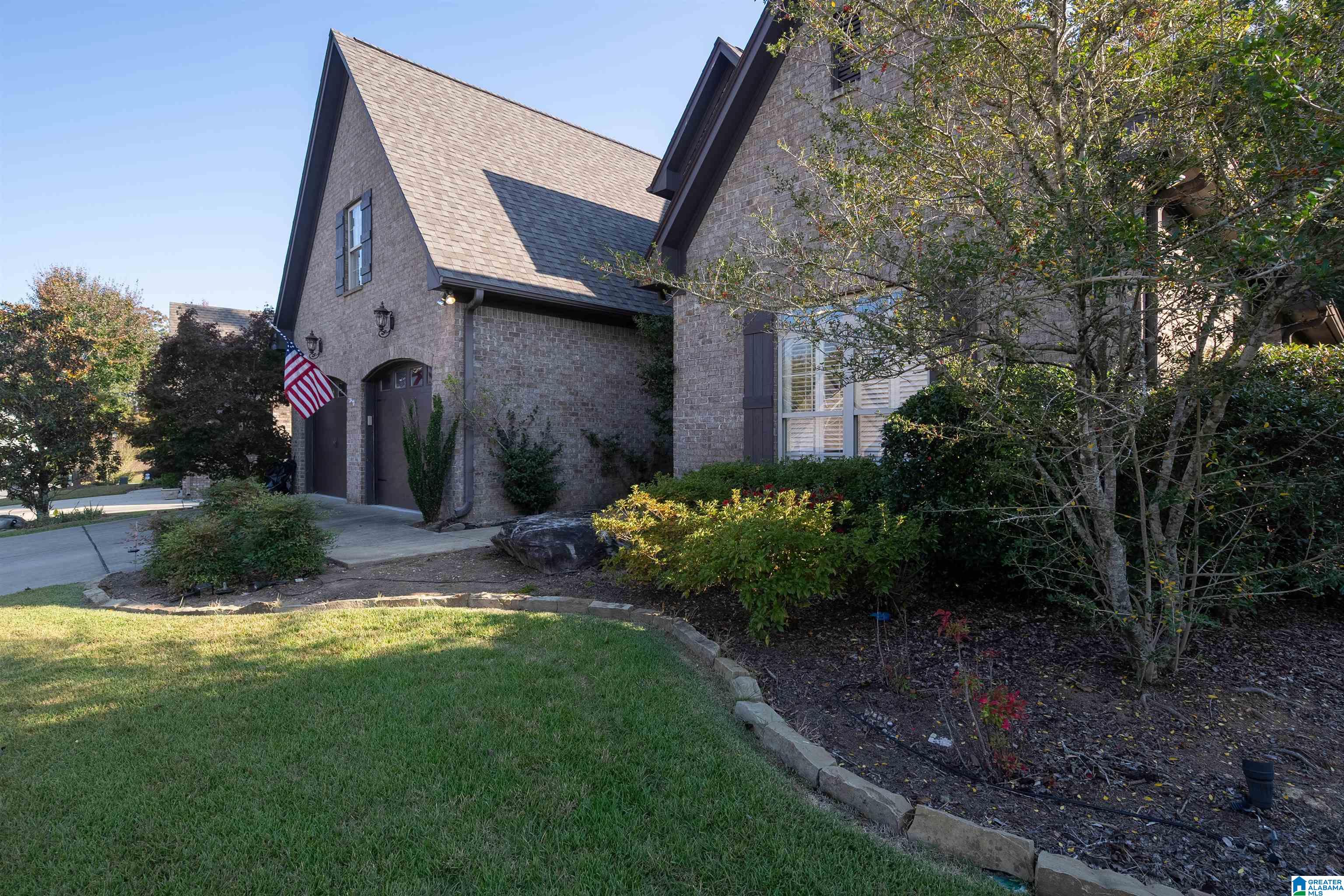 313 Macallan Drive Pelham, AL 35124 - Photo 5 of 57