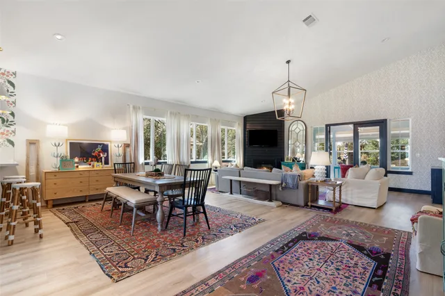 $3,200 | 170 Bunker Rnch Boulevard, Unit 28, Dripping Springs, TX 78620