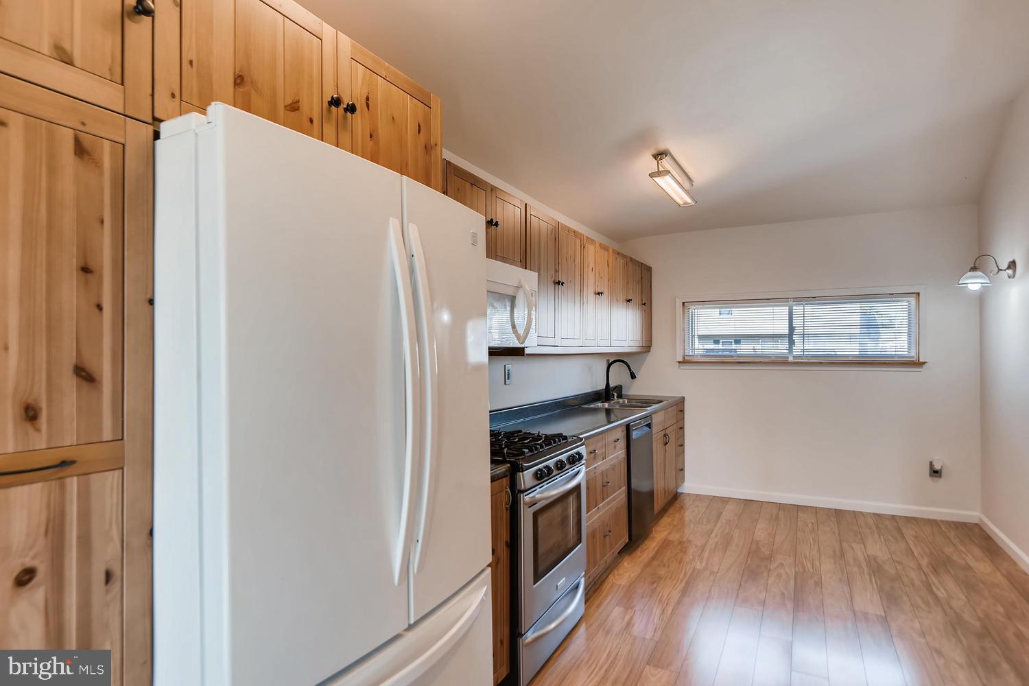 3421 Louth Road Baltimore, MD 21222 - Photo 12 of 33