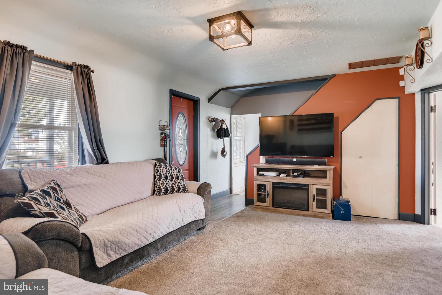 3421 Louth Road Baltimore, MD 21222 - Photo 7 of 33