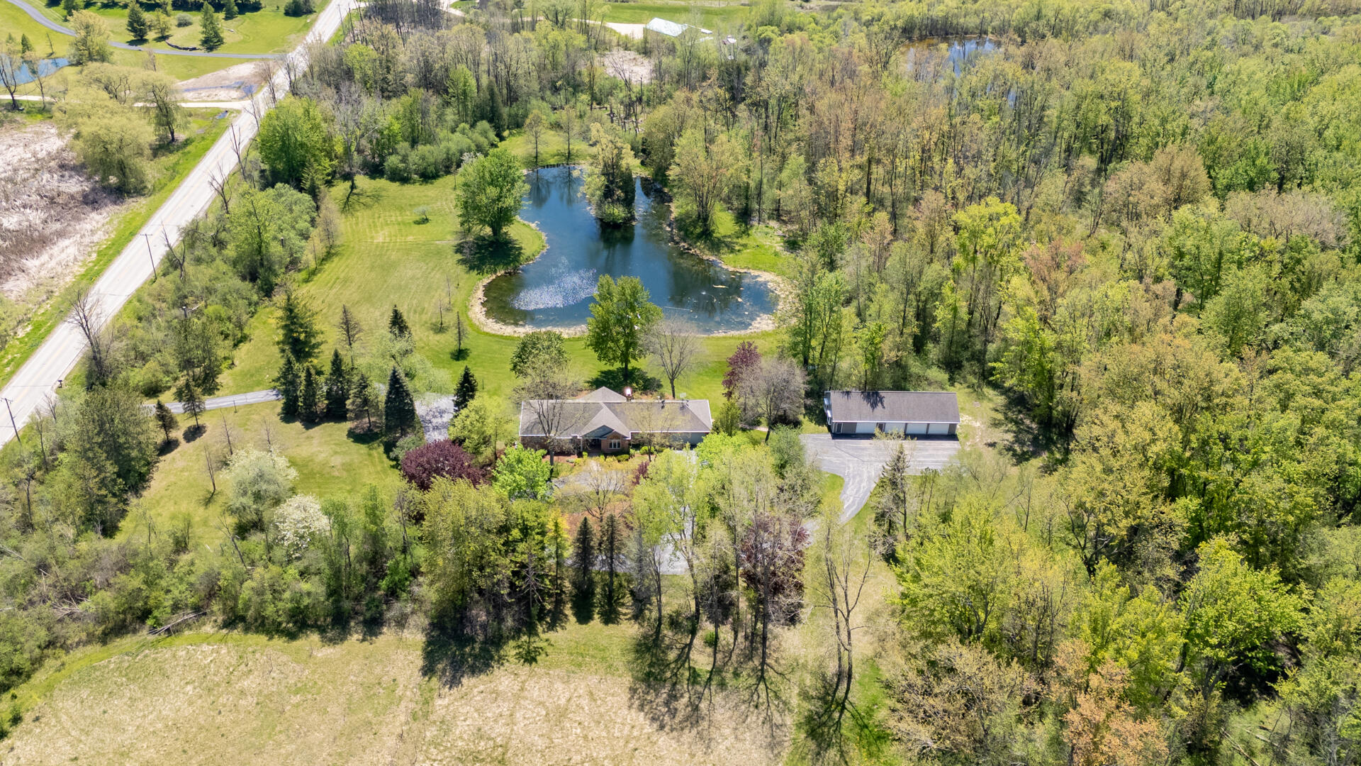 1041 Horns Corners Road Cedarburg, WI 53012 - Photo 27 of 53 View from above