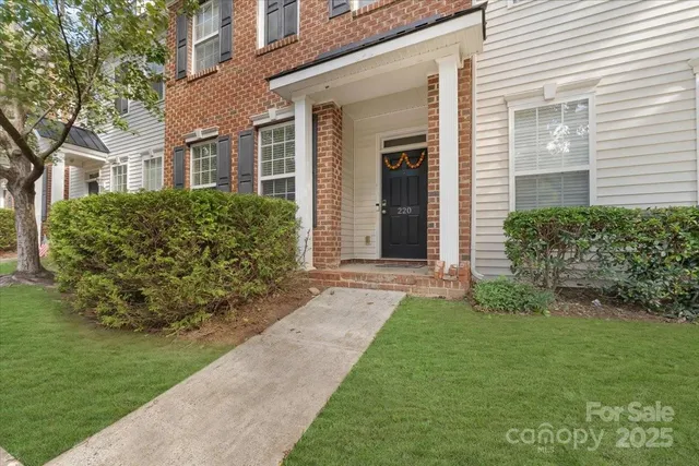 $275,000 | 220 Township Drive, Fort Mill, SC 29715