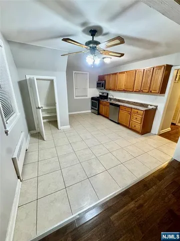 $2,950 | 373 Floral Lane, Saddle Brook, NJ 07663