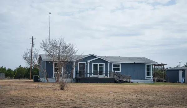 $1,795 | 1000 County Road 201, Liberty Hill, TX 78642