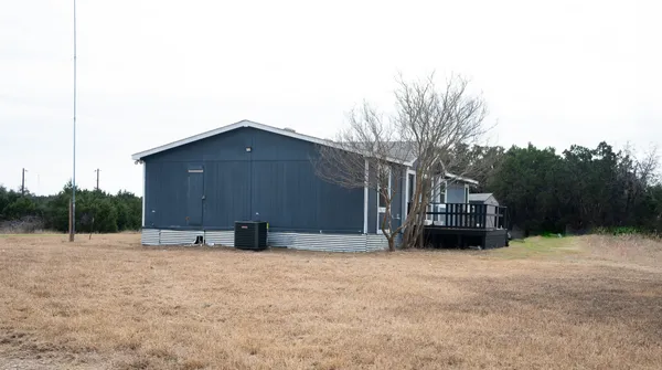 $1,795 | 1000 County Road 201, Liberty Hill, TX 78642